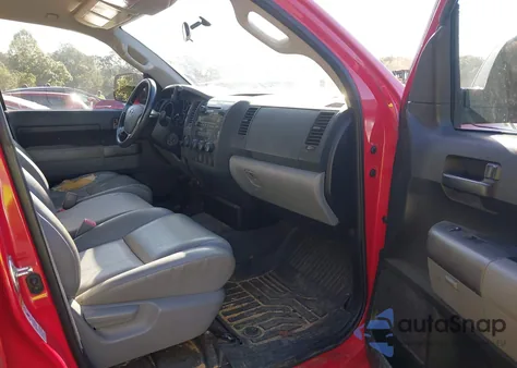 2011 Toyota Tundra Grade 5.7L V8 from USA, damaged, VIN 5TFRY5F14BX105275